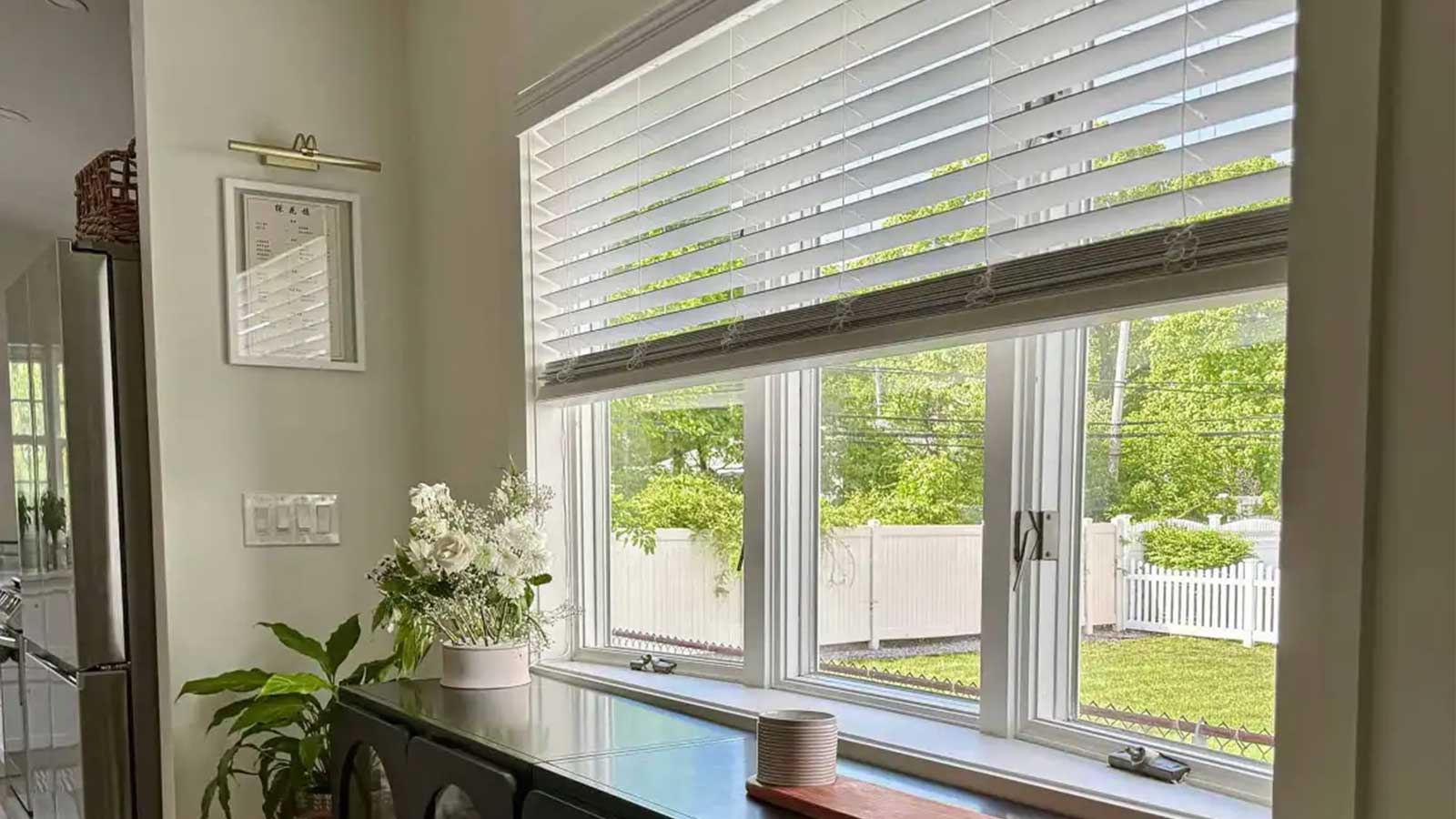 What Month is the Best to Buy Blinds?