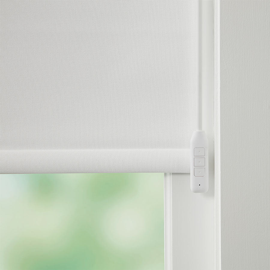 lv_fabricroller_inmotion_wand_white_closeup_t04 